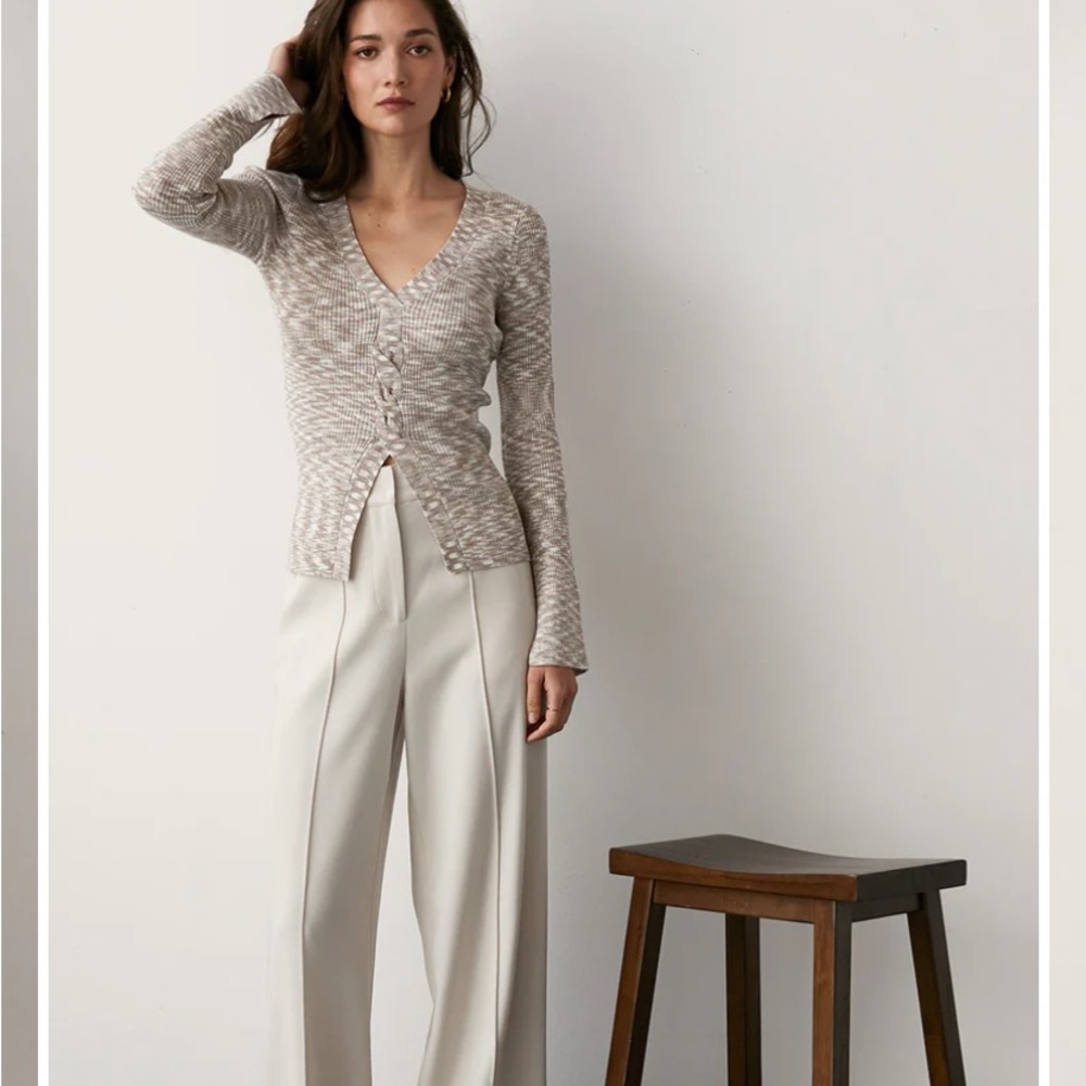 😍CRESENT! Elegant Cream Sweater - Picture 2 of 13
